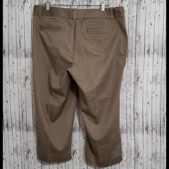 DOCKERS tan brown capri length pants side slits 16 Tall - Picture 9 of 9